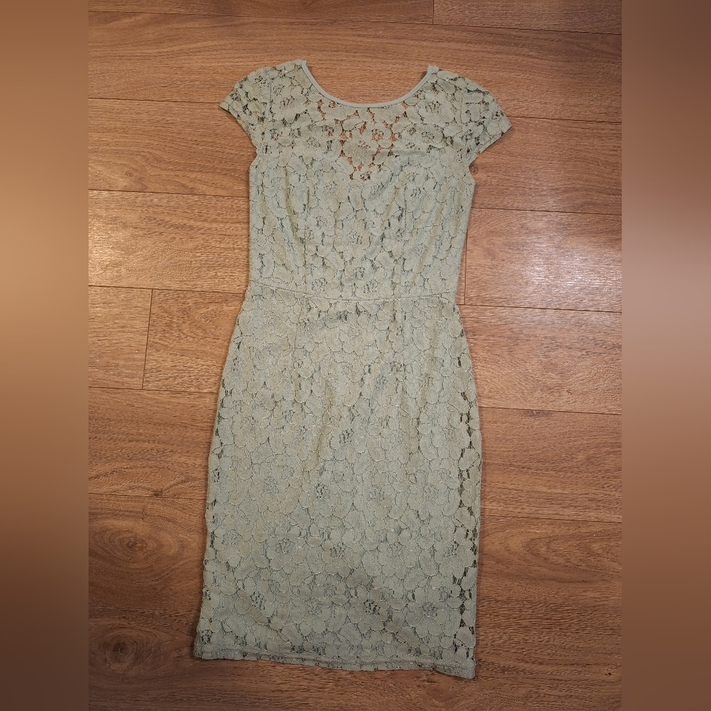 Dorothy Perkins lace midi dress, size XS